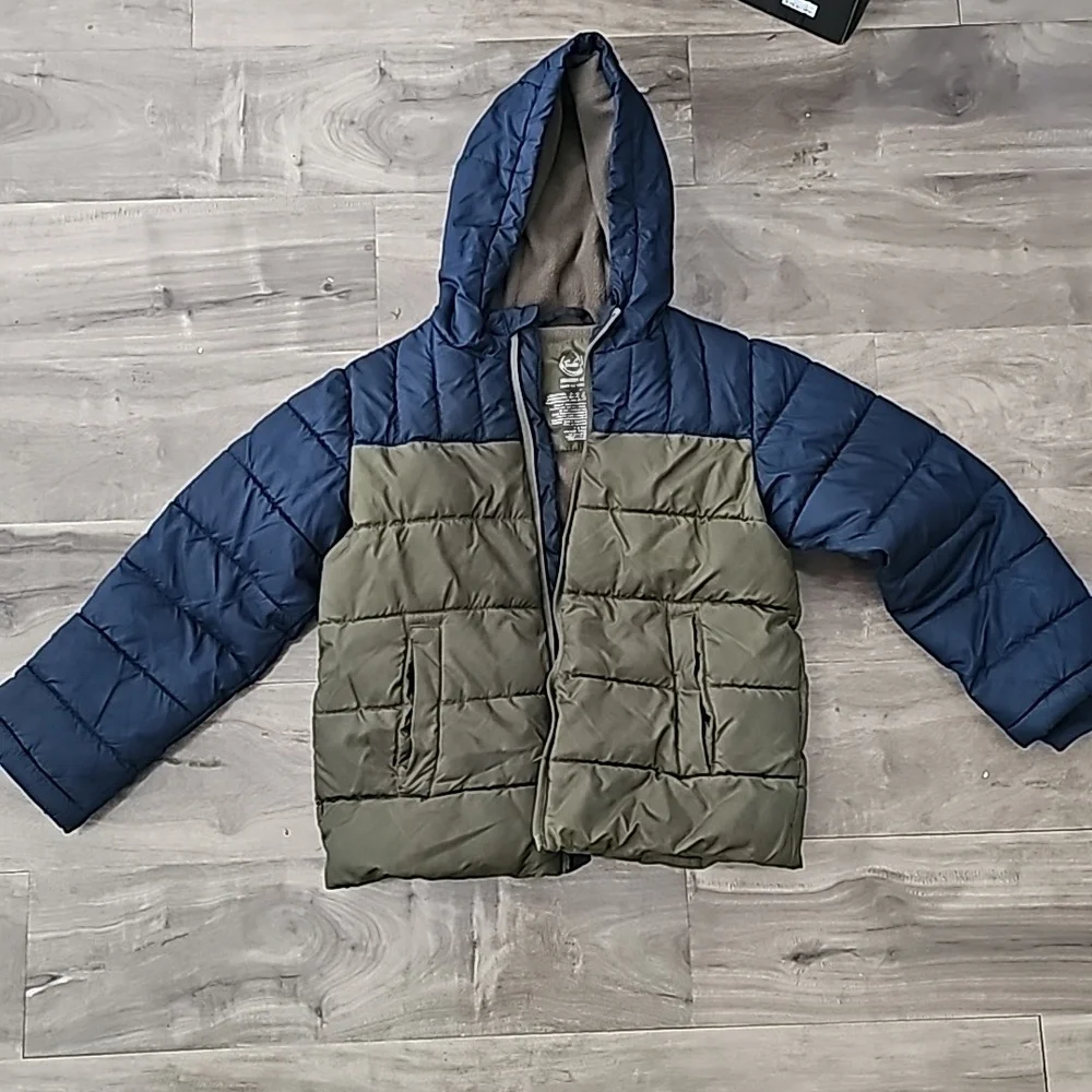 Fall/winter coat - Picture 1 of 2